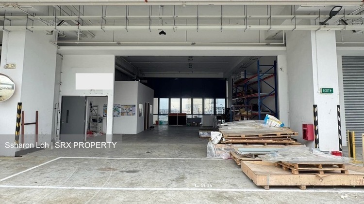 Revv (D22), Factory #576636641